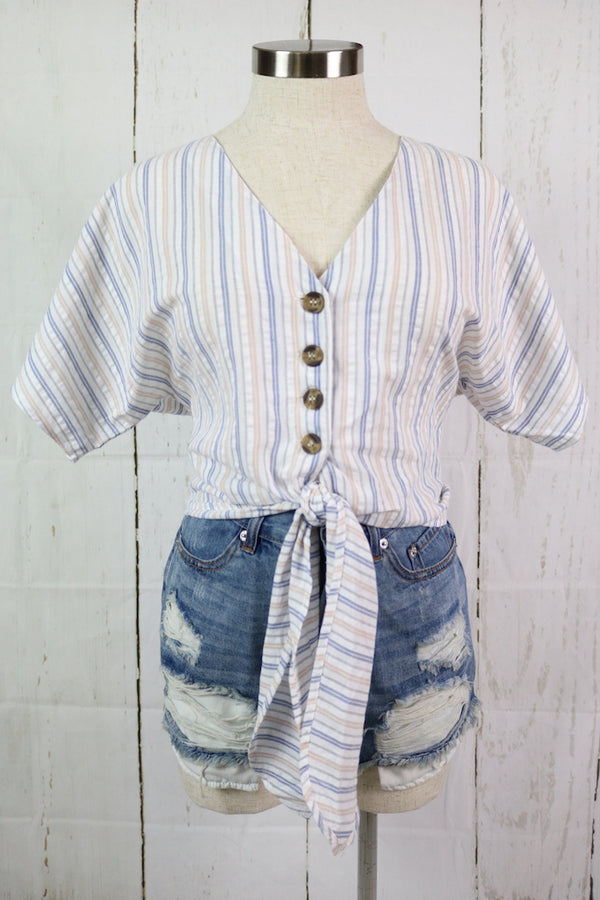~This super cute top was boho inspired and perfect for this summer  ~Fabric: Cotton ~Buttons